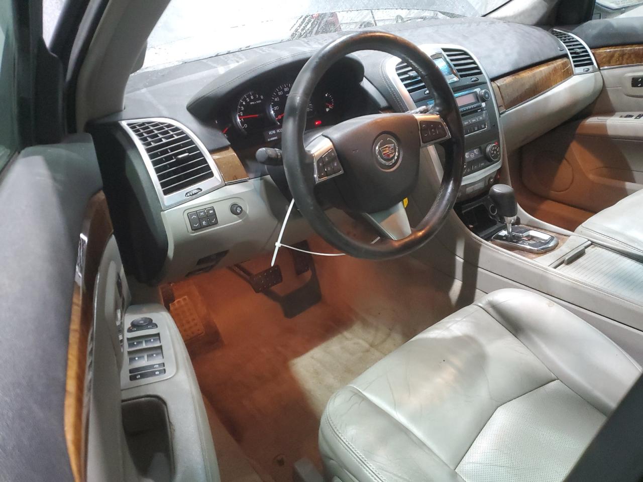 2008 Cadillac Srx VIN: 1GYEE437180203234 Lot: 84704245