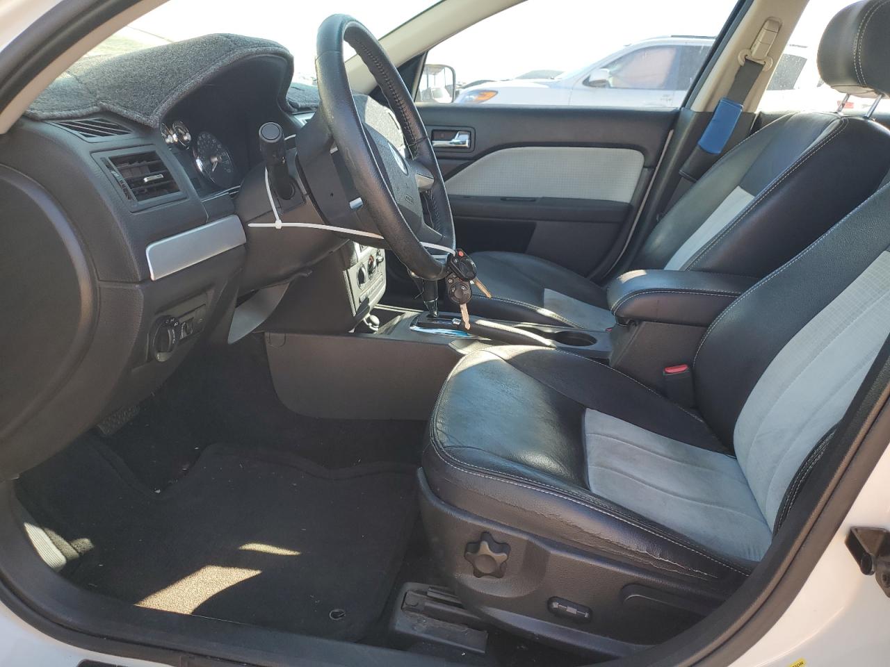 2008 Mercury Milan VIN: 3MEHM07Z88R611139 Lot: 89435765