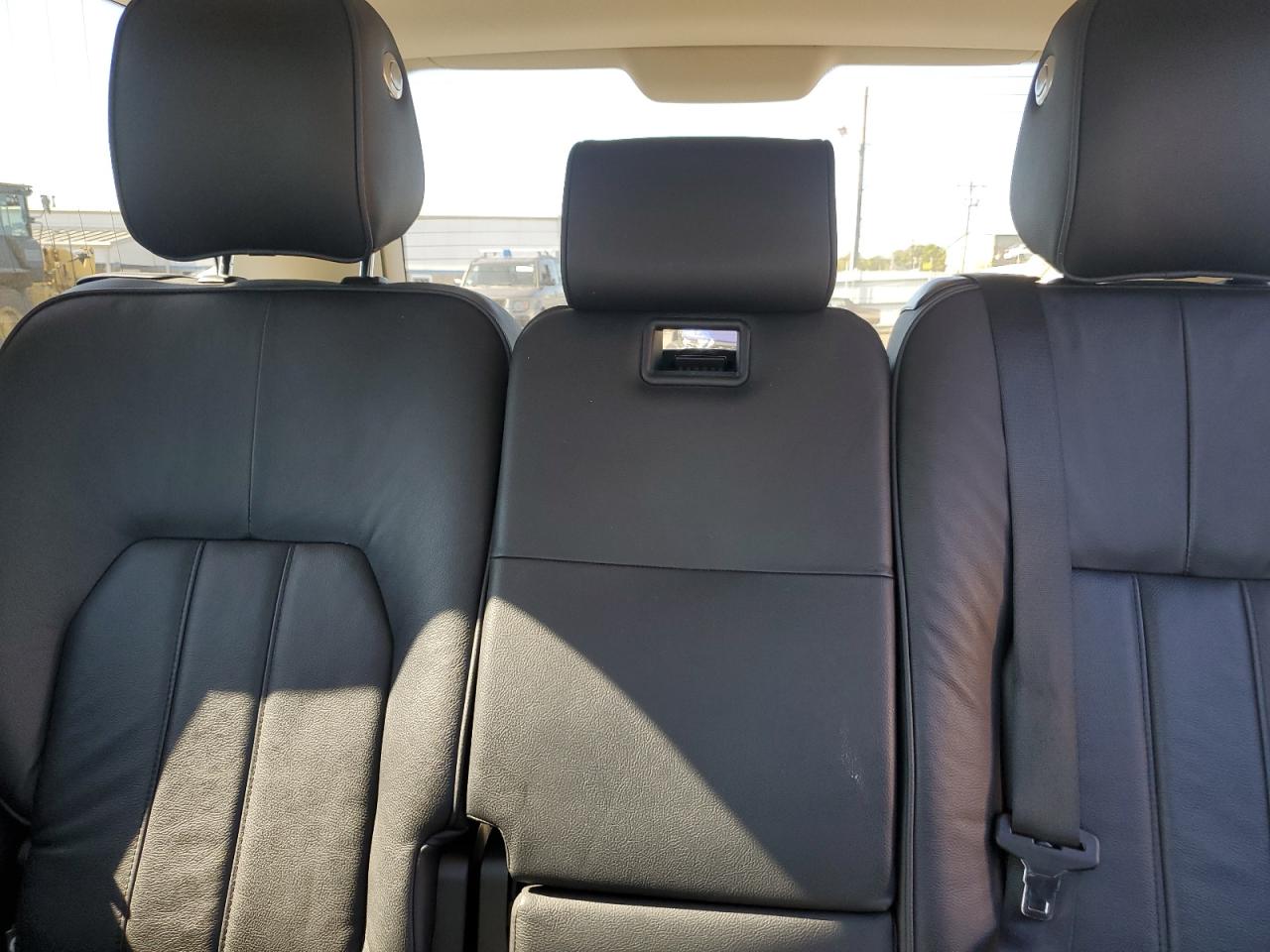 2011 Land Rover Range Rover Hse VIN: SALME1D4XBA353129 Lot: 84611665