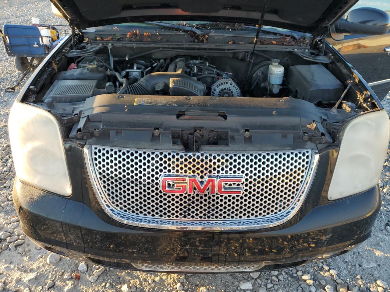 2011 GMC Yukon Denali VIN: 1GKS2EEF9BR200343 Lot: 87456665