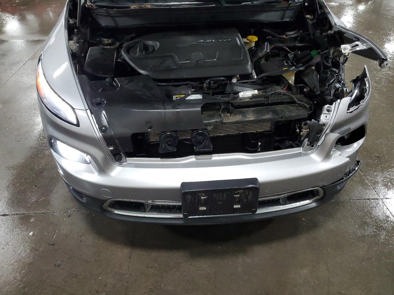 2014 Jeep Cherokee Limited VIN: 1C4PJMDS6EW275794 Lot: 90519615