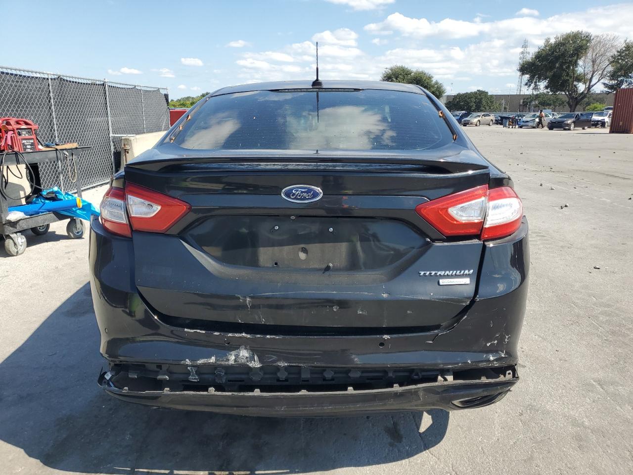 2014 Ford Fusion Titanium VIN: 3FA6P0K90ER137132 Lot: 89507705