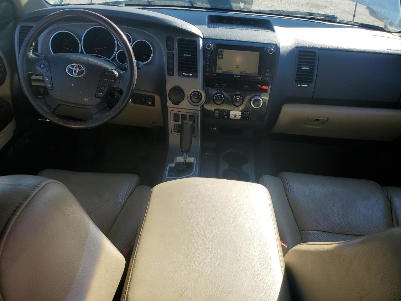 2011 Toyota Sequoia Platinum VIN: 5TDYY5G16BS036251 Lot: 82546525