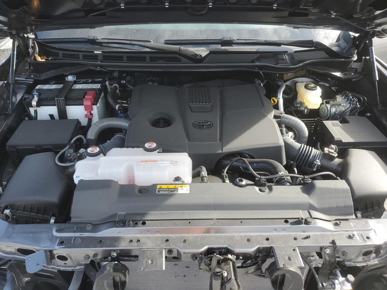 2025 Toyota Tundra Double Cab Sr VIN: 5TFKB5DA0SX330346 Lot: 84749565