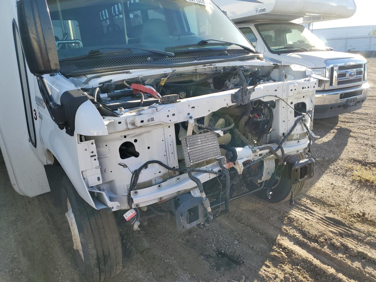 2015 Ford Econoline E350 Super Duty Cutaway Van VIN: 1FDEE3FL0FDA37413 Lot: 86713335