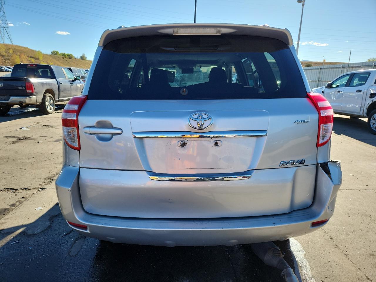 2011 Toyota Rav4 Sport VIN: JTMRK4DV2B5099358 Lot: 85831165