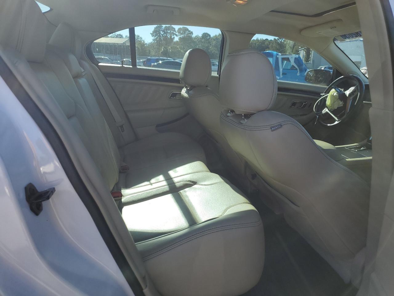 2016 Ford Taurus Limited VIN: 1FAHP2F88GG109806 Lot: 82650655