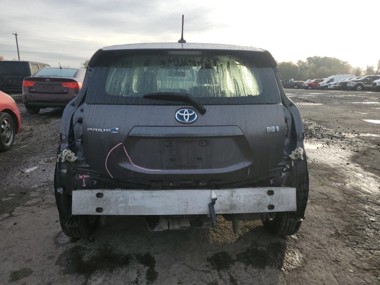 2013 Toyota Prius C VIN: JTDKDTB37D1054126 Lot: 90710165