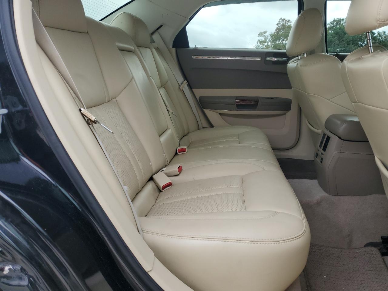 2008 Chrysler 300C VIN: 2C3LA63H78H129279 Lot: 86278395