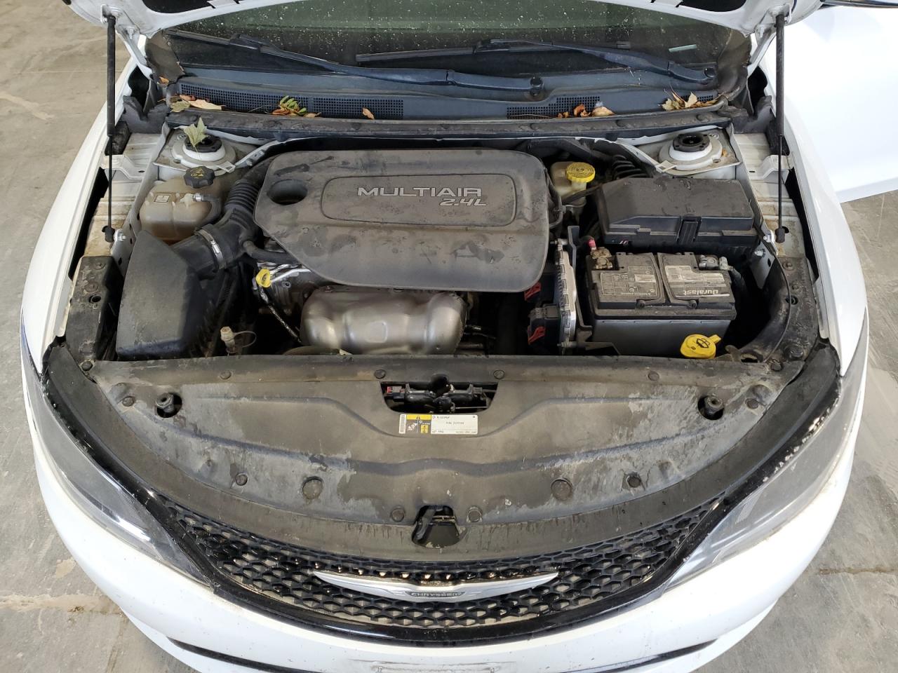 2015 Chrysler 200 S VIN: 1C3CCCBB4FN560561 Lot: 82443035