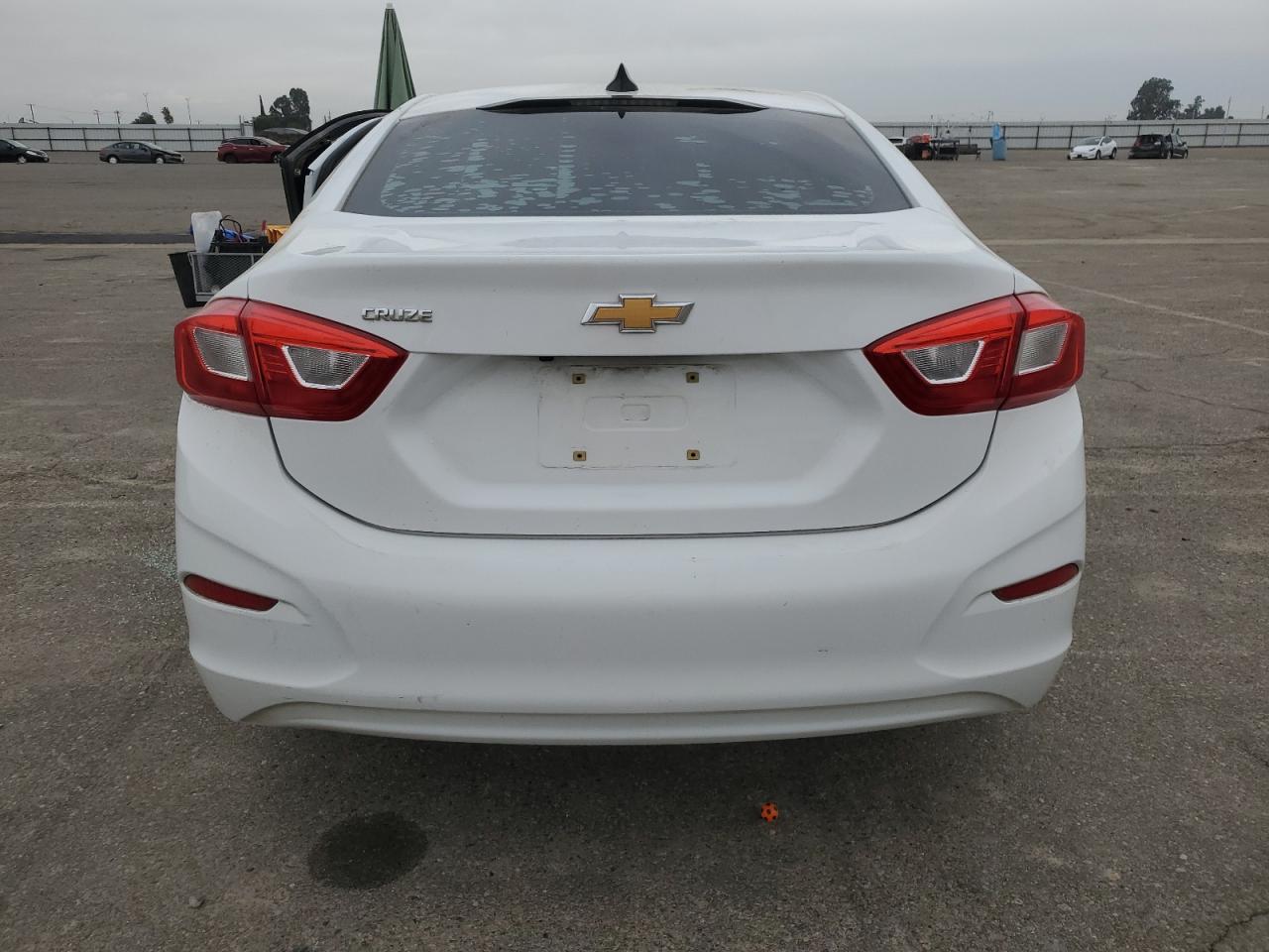 2017 Chevrolet Cruze Ls VIN: 1G1BC5SM0H7143880 Lot: 86476695