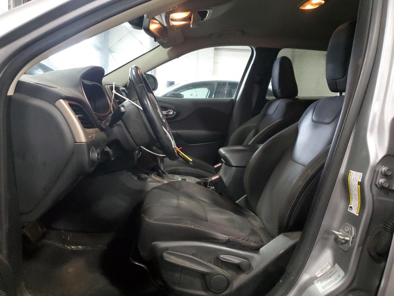 2015 Jeep Cherokee Latitude VIN: 1C4PJMCS7FW504762 Lot: 86861495