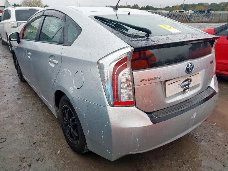 2013 TOYOTA PRIUS HYBRID 