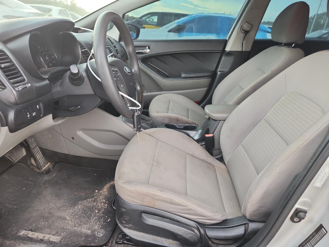 2016 Kia Forte Lx VIN: KNAFX4A61G5607826 Lot: 87009815