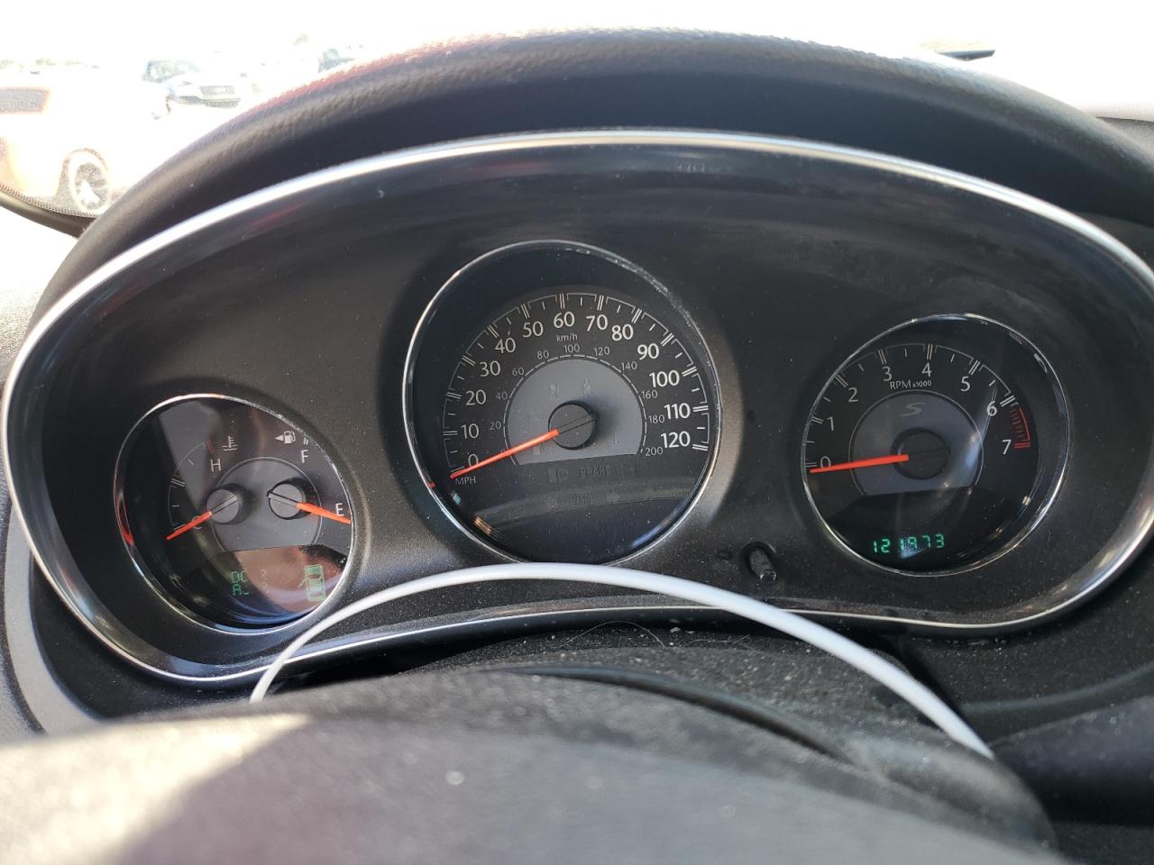 2014 Chrysler 200 S VIN: 1C3BCBGG2EN135073 Lot: 82569885