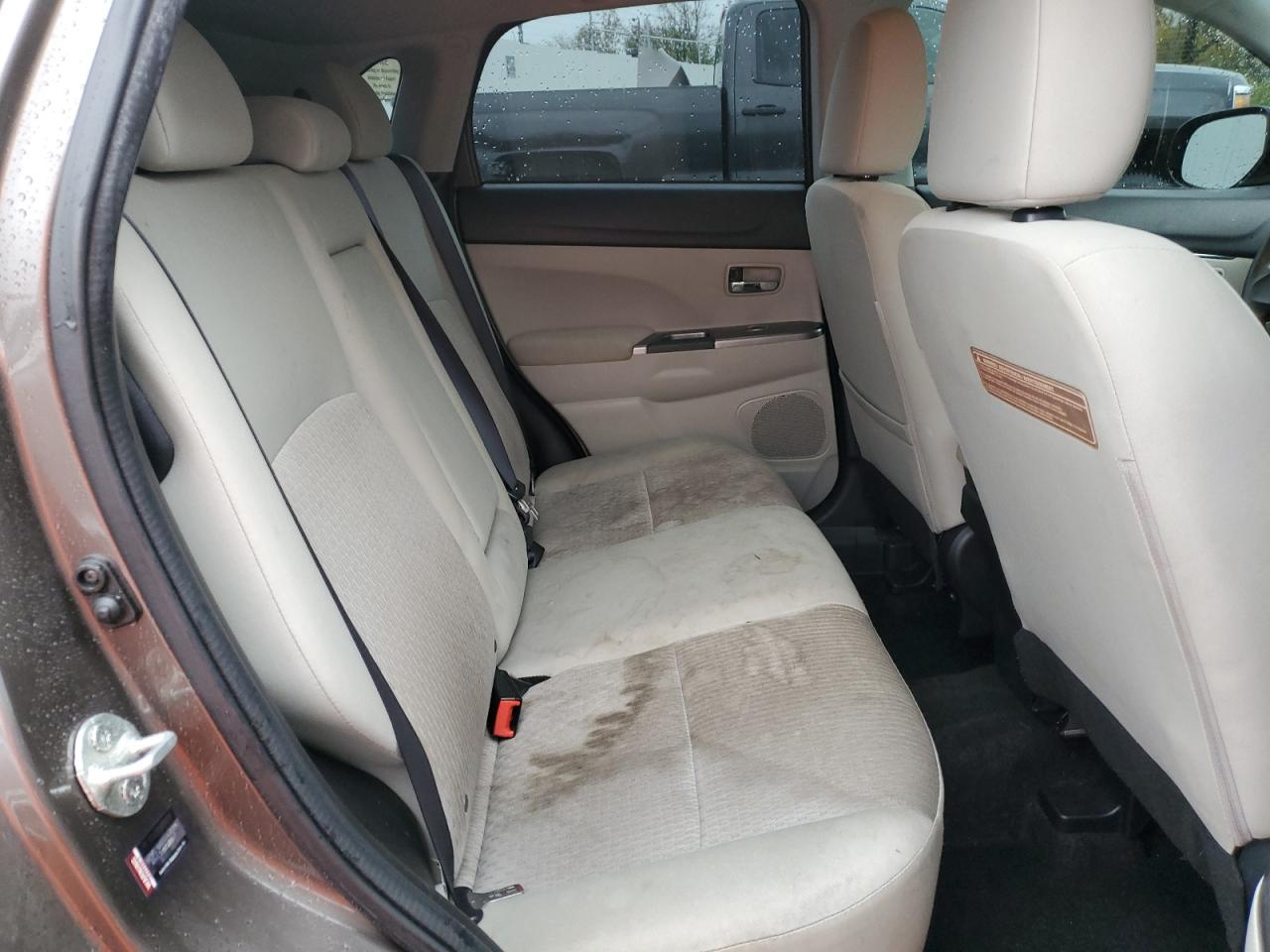 2018 Mitsubishi Outlander Sport Es VIN: JA4AP3AU1JZ006528 Lot: 90023415