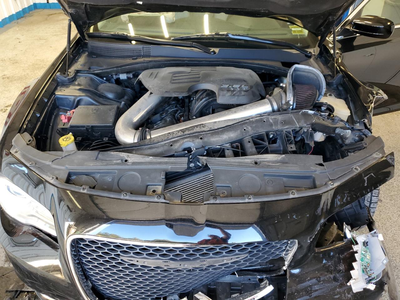 2019 Chrysler 300 Touring VIN: 2C3CCAAG9KH746195 Lot: 84523565