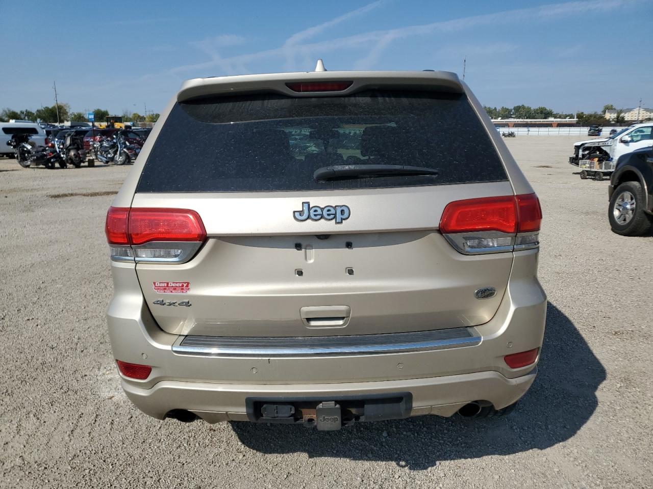 2015 Jeep Grand Cherokee Overland VIN: 1C4RJFCG4FC634600 Lot: 82426395