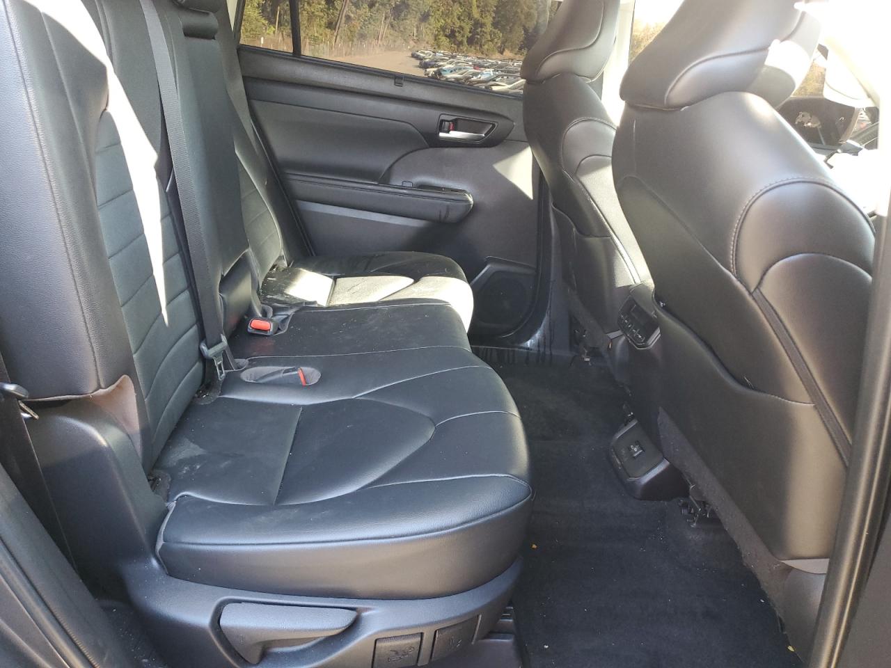 2023 Toyota Highlander L VIN: 5TDKDRAH9PS022284 Lot: 84271005