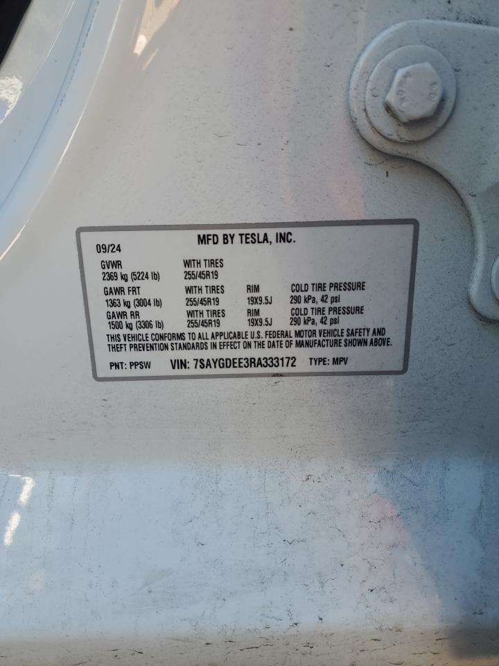 2024 Tesla Model Y VIN: 7SAYGDEE3RA333172 Lot: 82583275