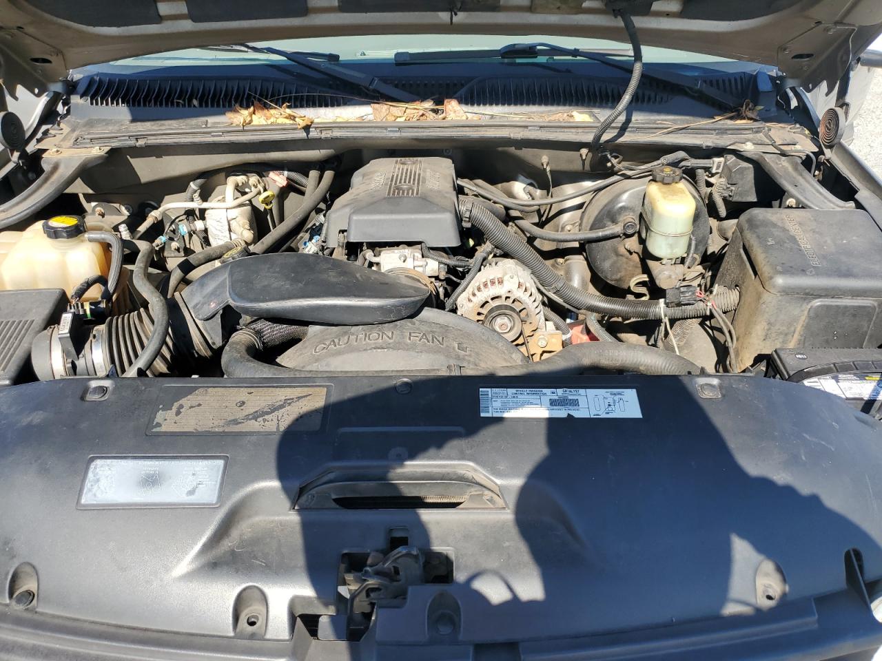 2000 Chevrolet Silverado C1500 VIN: 1GCEC19T1YZ332603 Lot: 85930865