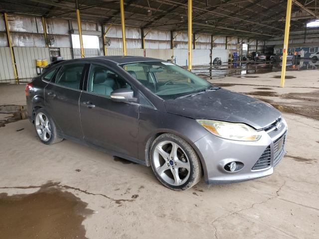Sedans FORD FOCUS 2014 Szary