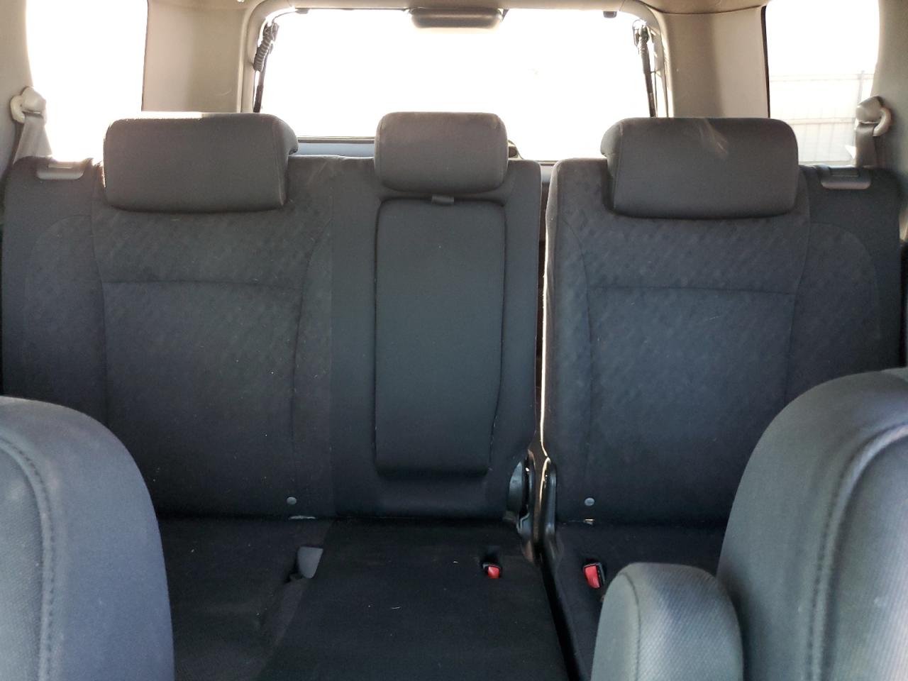 2005 Honda Cr-V Lx VIN: JHLRD78575C052044 Lot: 84895005