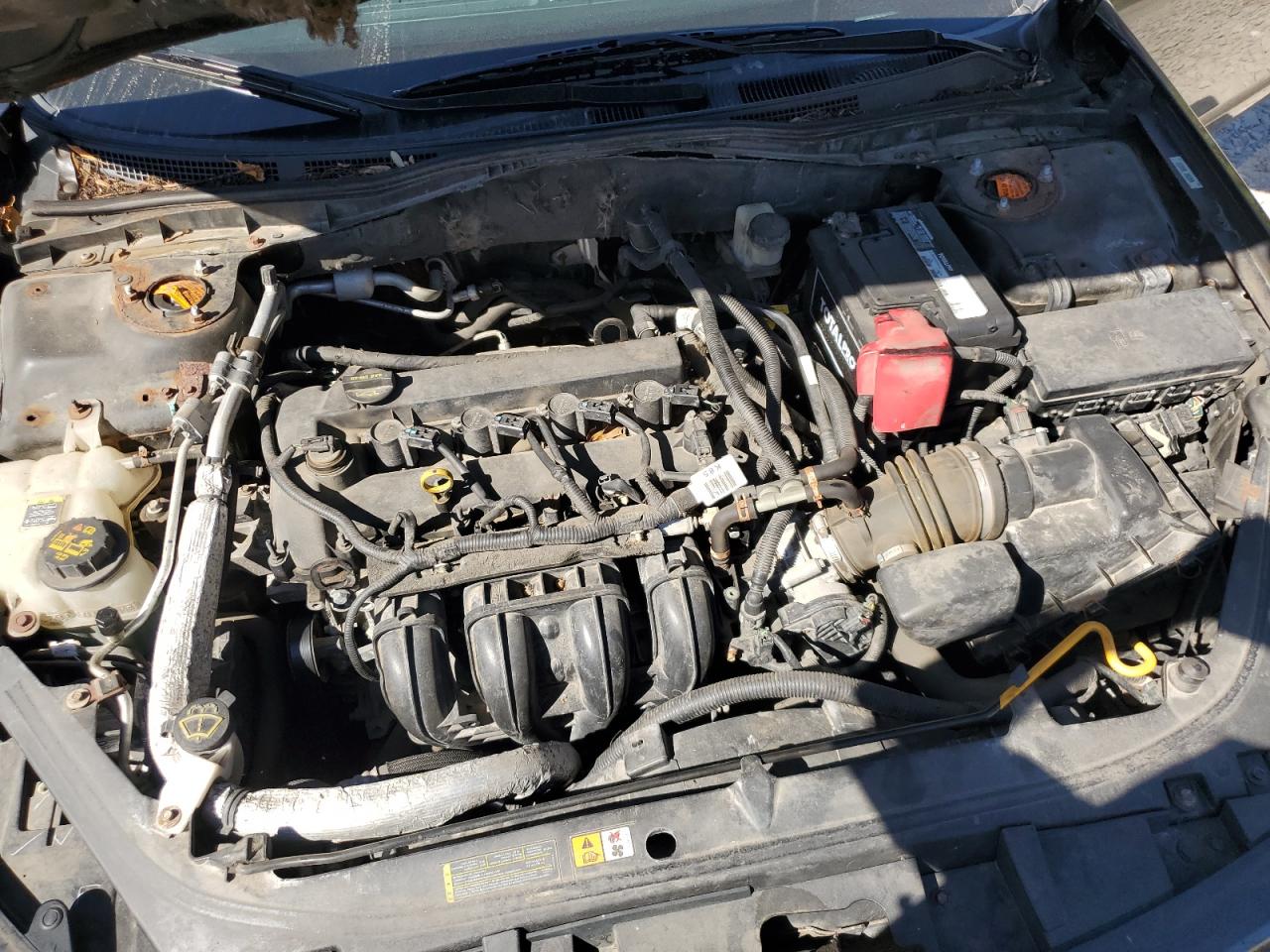 2011 Ford Fusion Se VIN: 3FAHP0HA3BR138037 Lot: 81952825