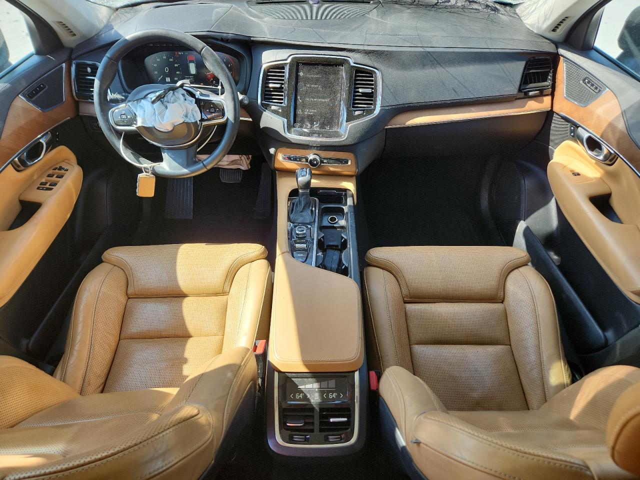 2016 Volvo Xc90 T6 VIN: YV4A22PL8G1048762 Lot: 82496225