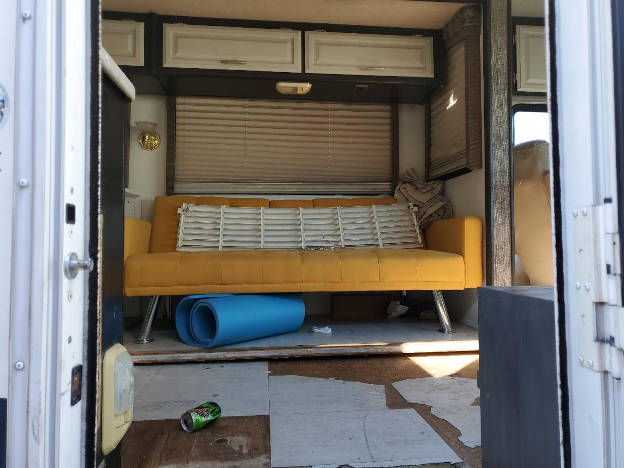 2002 Ford F550 Super Duty Stripped Chassis VIN: 1FCNF53SX20A04879 Lot: 90314985