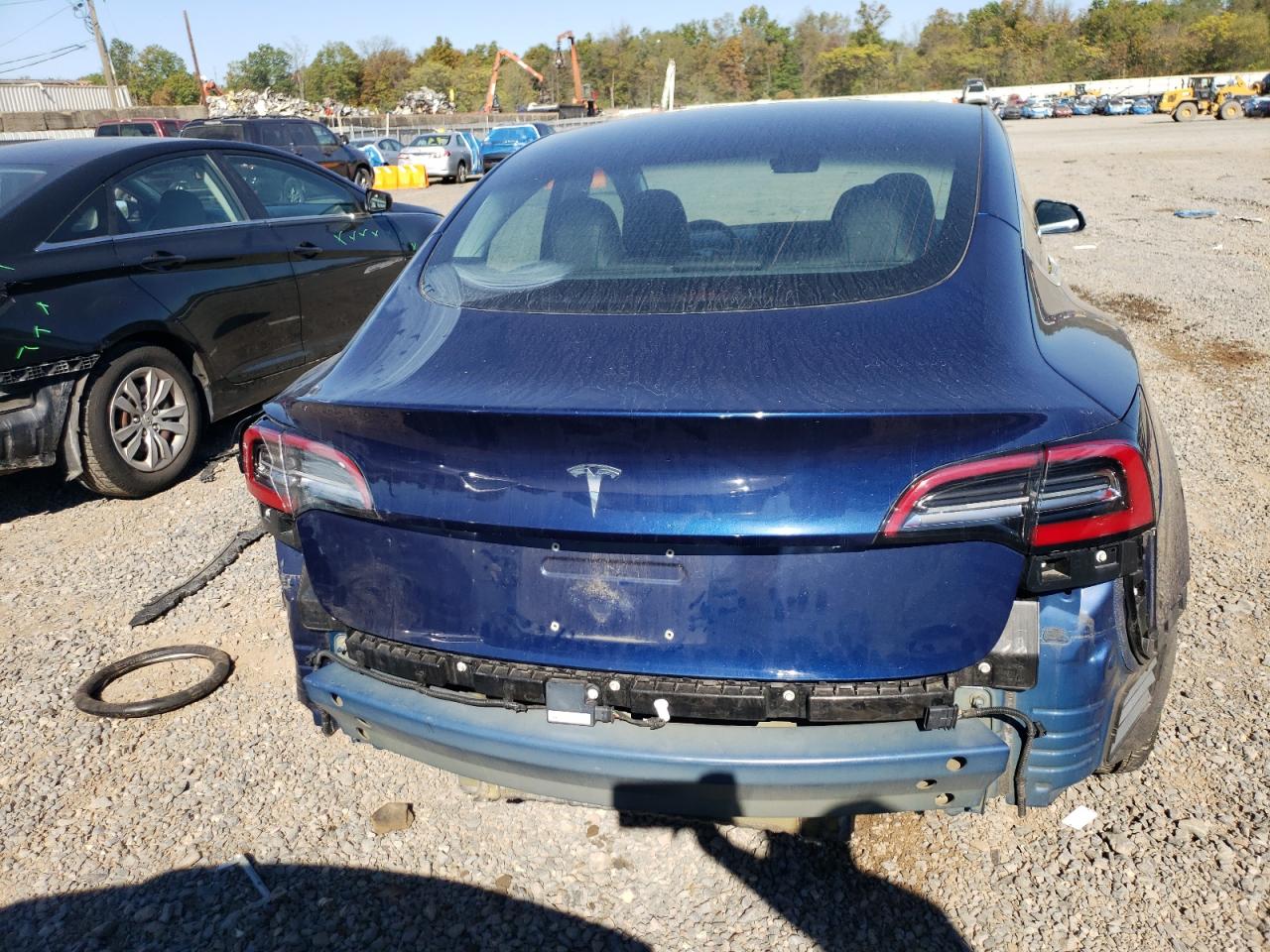 2018 Tesla Model 3 VIN: 5YJ3E1EB6JF088182 Lot: 85272545