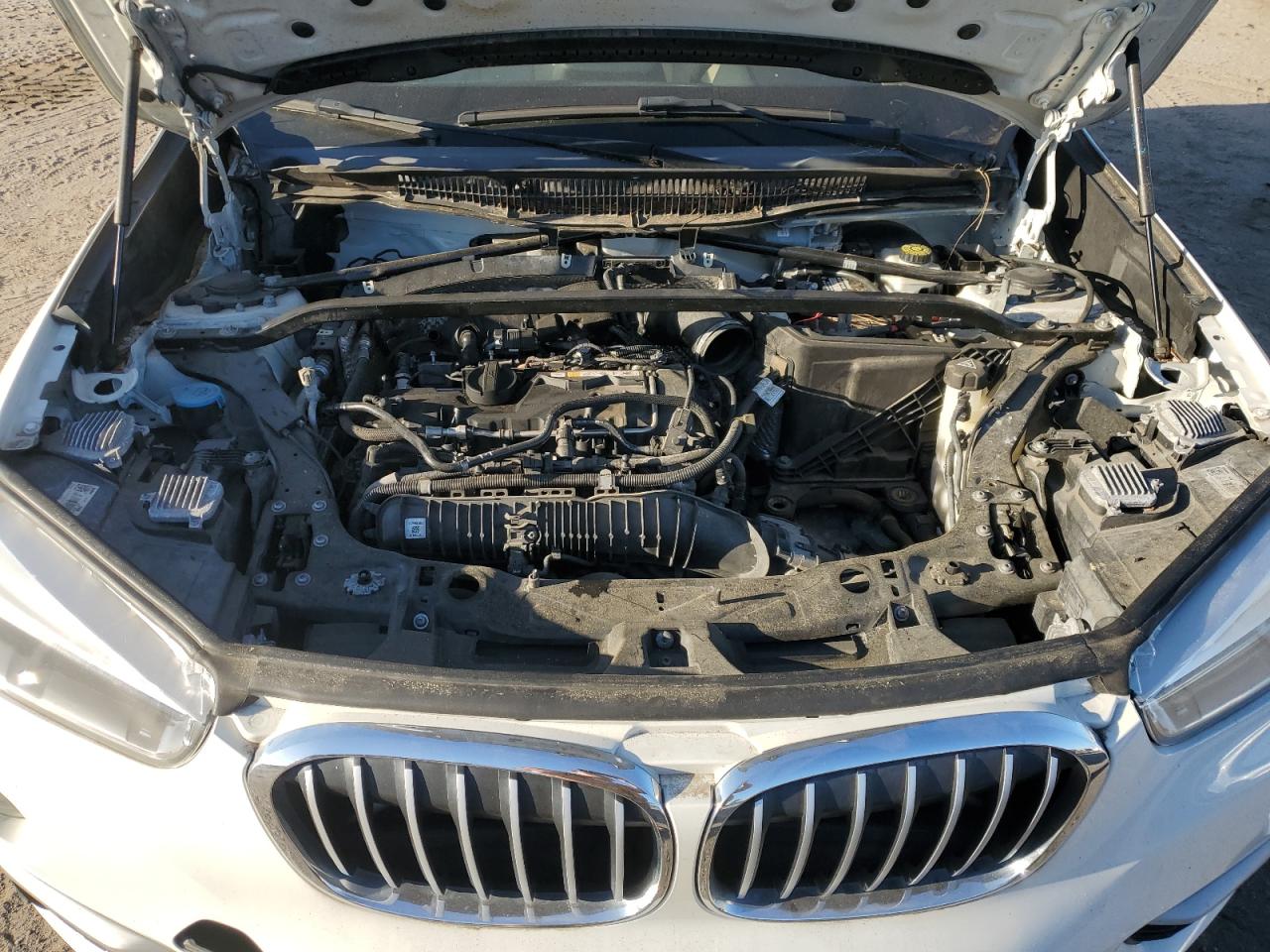 2017 BMW X1 xDrive28I VIN: WBXHT3C36H5F70221 Lot: 84450295