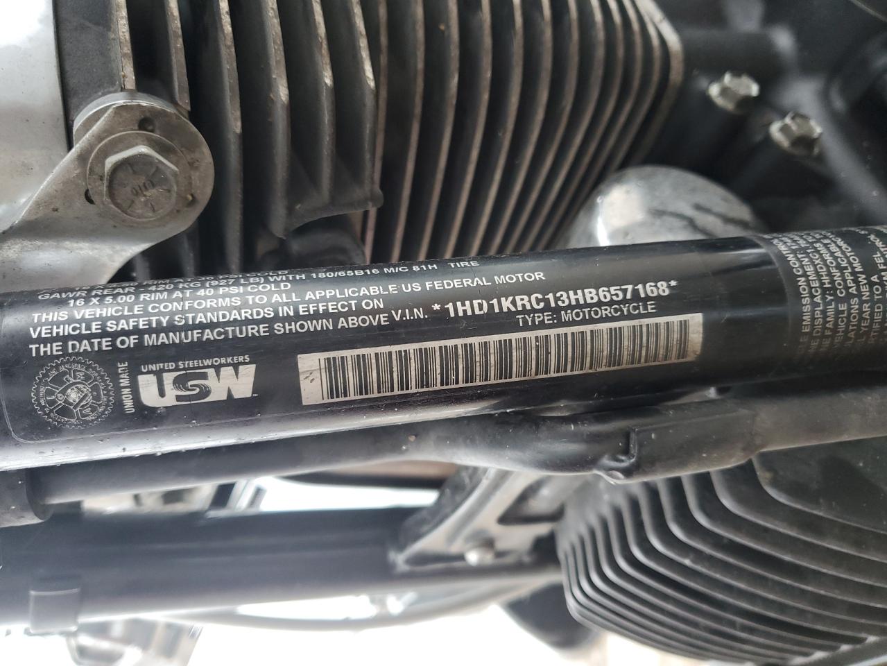 2017 Harley-Davidson Flhxs Street Glide Special VIN: 1HD1KRC13HB657168 Lot: 89803265