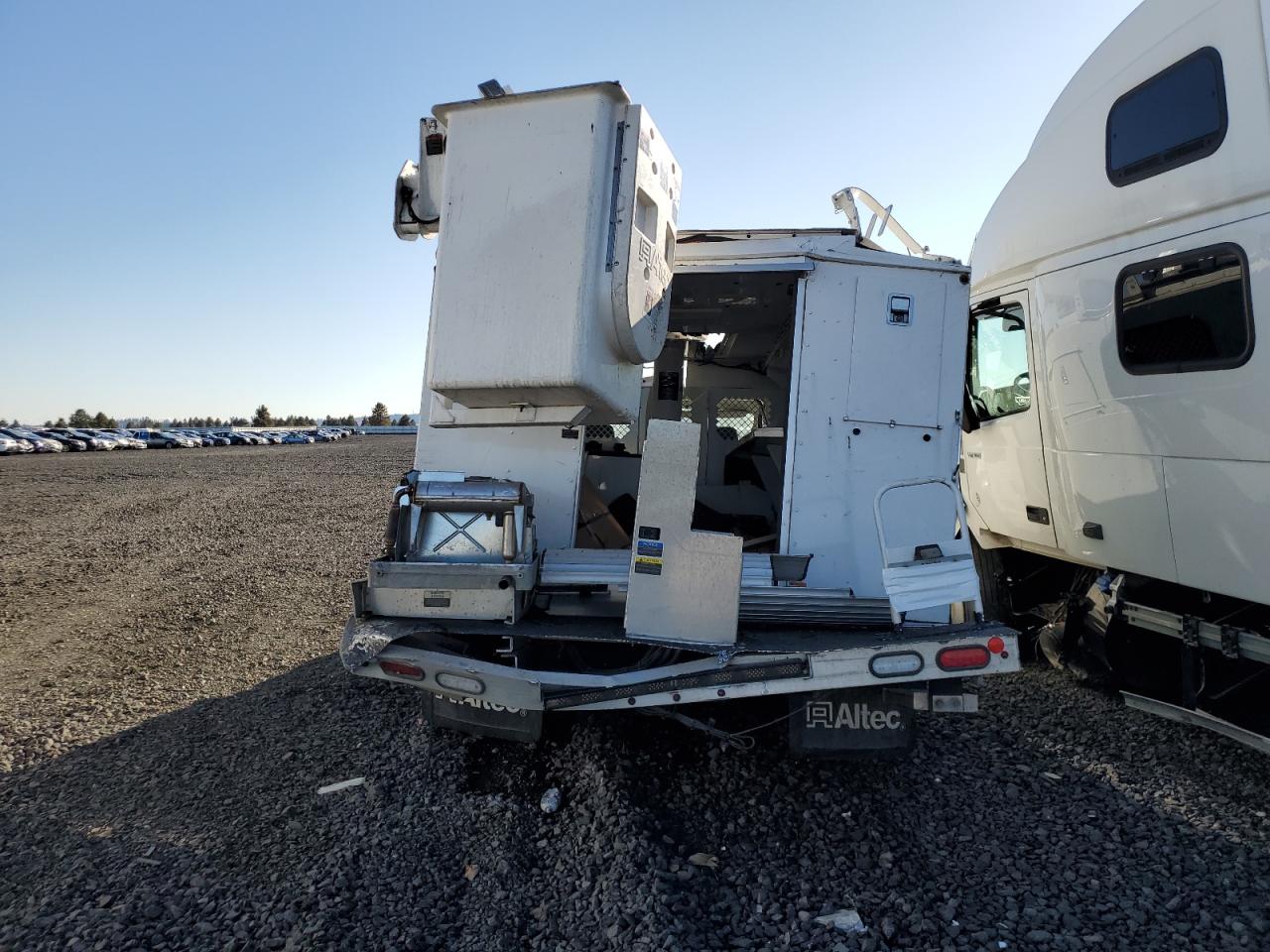 2023 Ford Econoline E350 Super Duty Cutaway Van VIN: 1FDWE3FN1PDD35878 Lot: 94328435