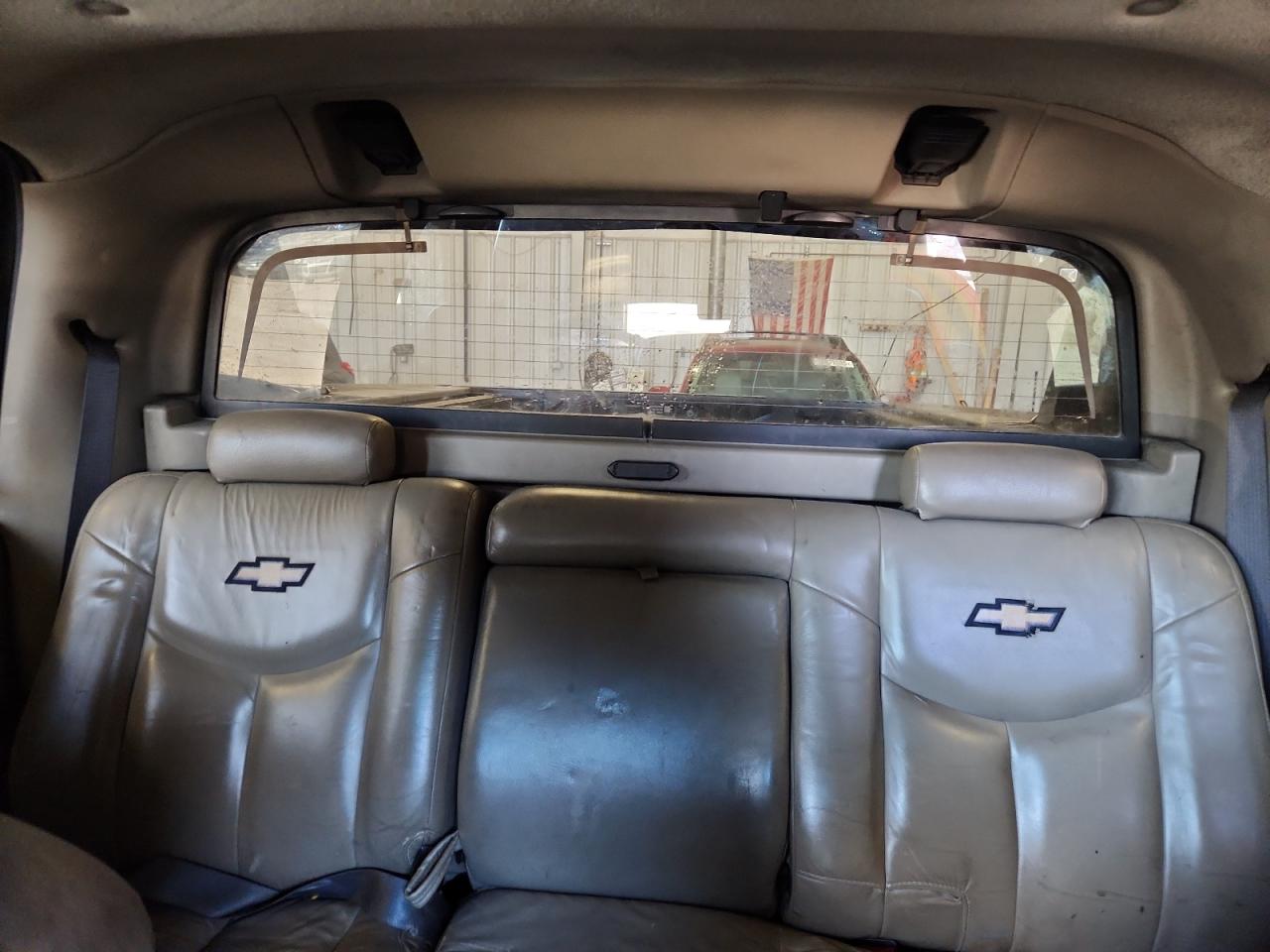 2002 Chevrolet Avalanche K1500 VIN: 3GNEK13T82G177879 Lot: 86281075