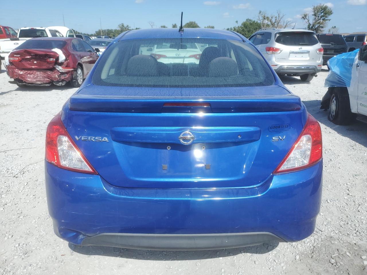 2017 Nissan Versa S VIN: 3N1CN7AP4HL872184 Lot: 89485935