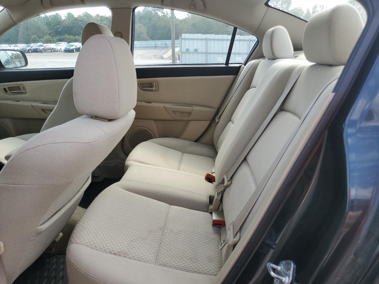 2006 Mazda 3 I VIN: JM1BK12F661410606 Lot: 84068705