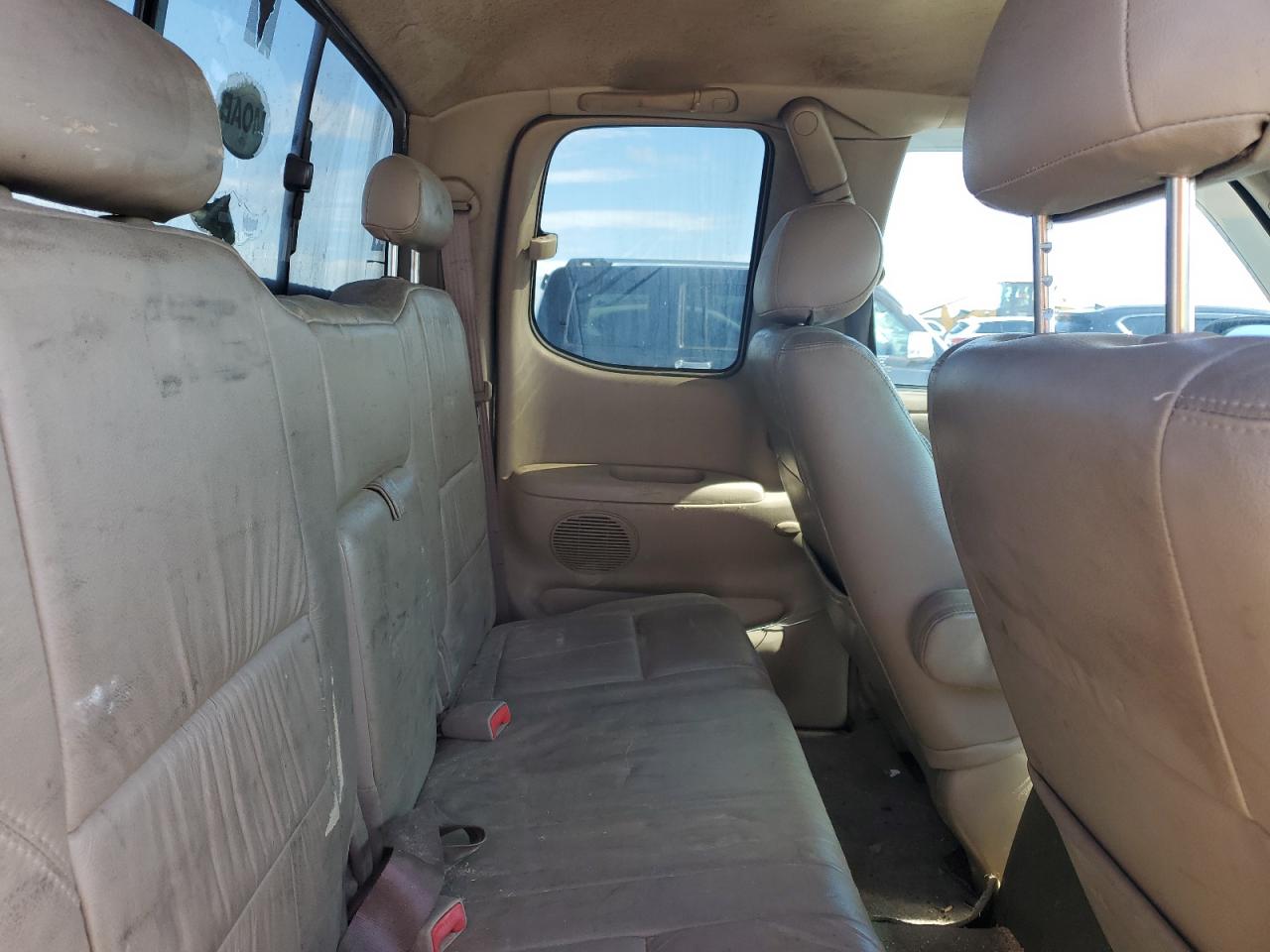 2000 Toyota Tundra Access Cab Limited VIN: 5TBRT3817YS124376 Lot: 85721315