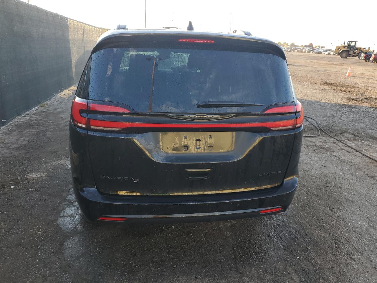 2025 Chrysler Pacifica Limited VIN: 2C4RC1GG7SR584462 Lot: 87106475