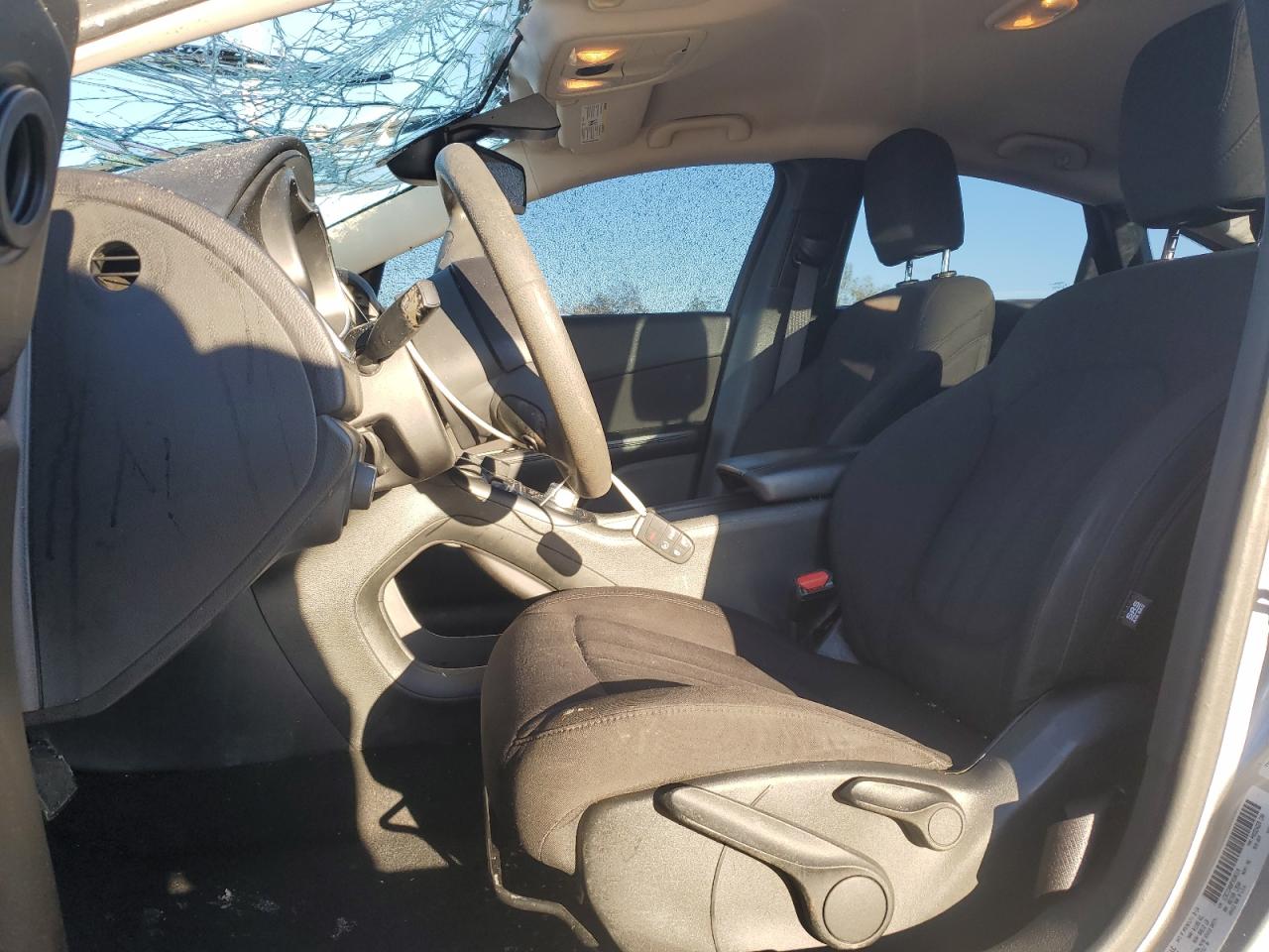 2015 Chrysler 200 Limited VIN: 1C3CCCAB0FN580310 Lot: 90543855