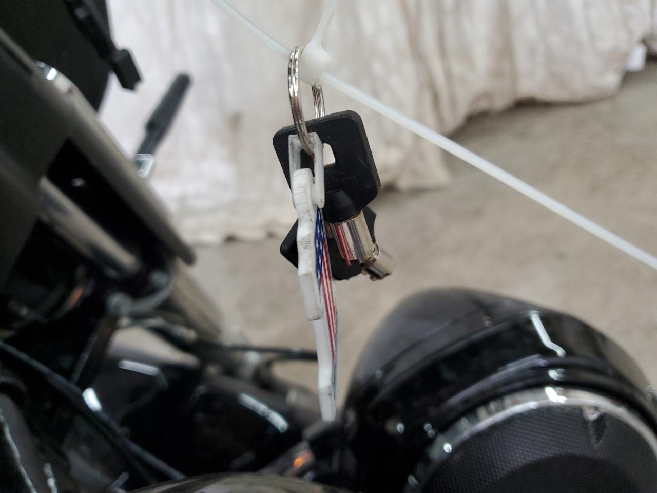 2012 Harley-Davidson Flhx Street Glide VIN: 1HD1KBM10CB660785 Lot: 90360145