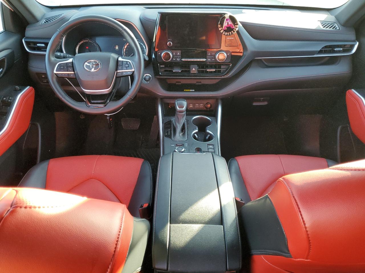 2023 Toyota Highlander L VIN: 5TDKDRBH1PS010838 Lot: 86212265