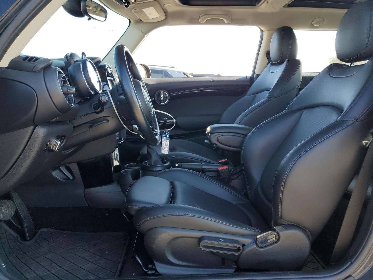 2018 Mini Cooper S VIN: WMWXP7C50J2A49215 Lot: 85859595