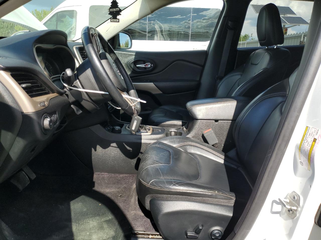 2017 Jeep Cherokee Limited VIN: 1C4PJMDS9HW584129 Lot: 82249875