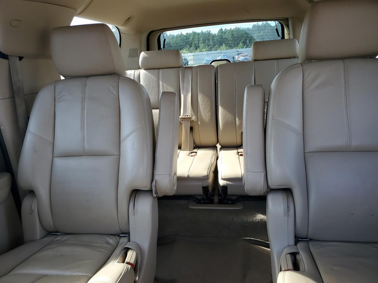 2014 Chevrolet Suburban K1500 Lt VIN: 1GNSKJE74ER220816 Lot: 85161845