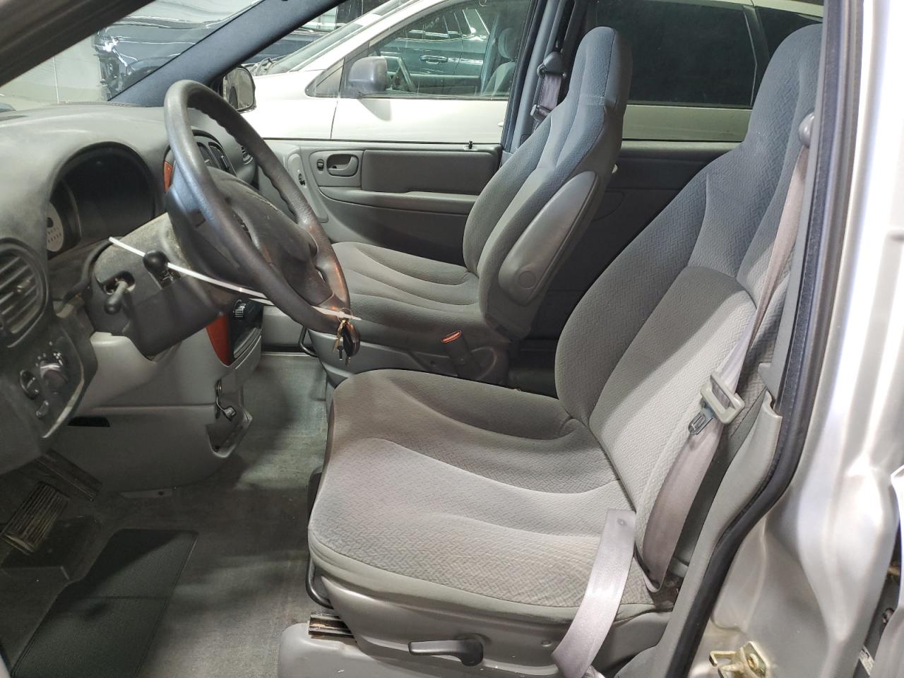 2005 Chrysler Town & Country VIN: 1C4GP45R55B102219 Lot: 84806215