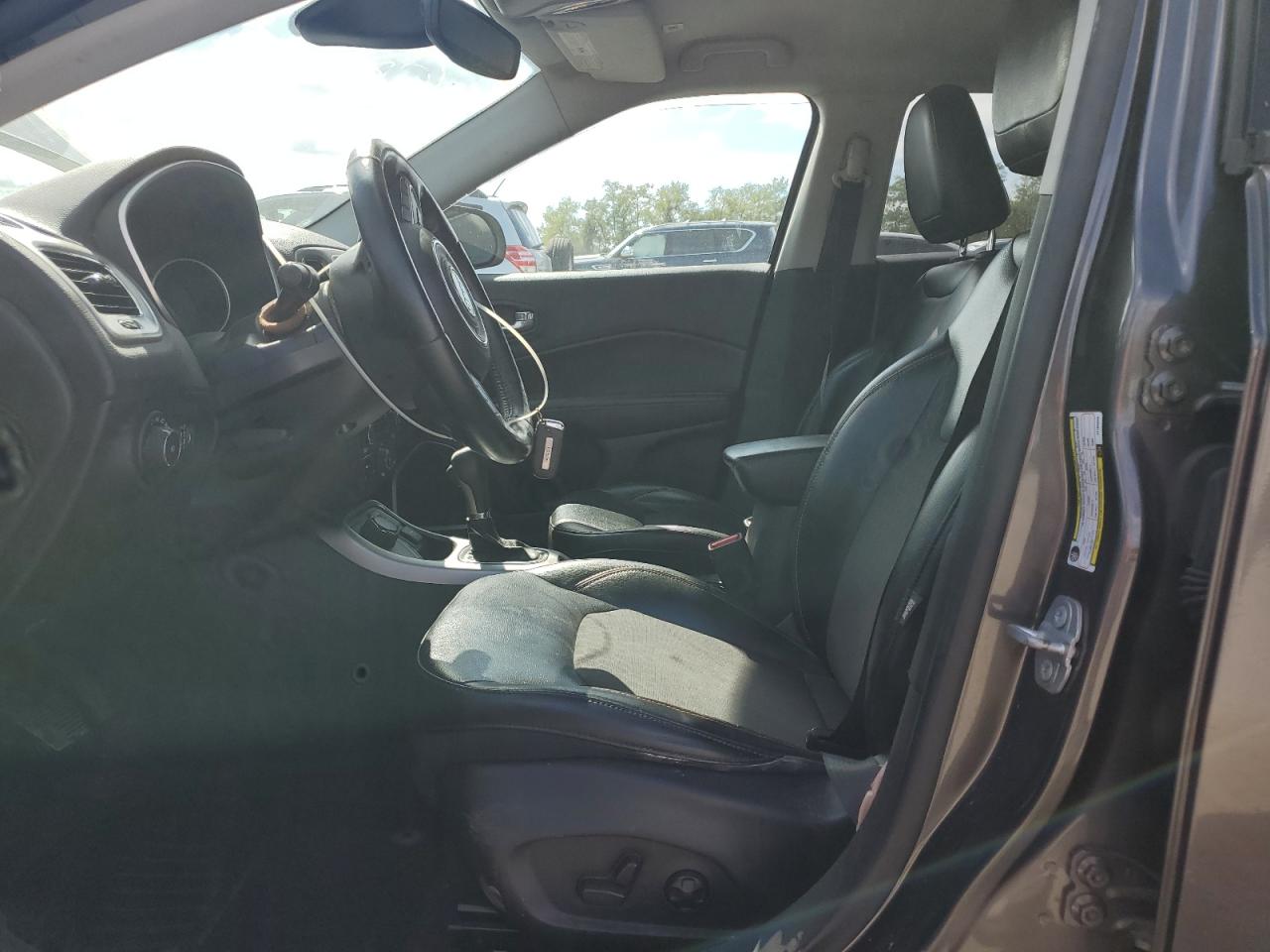 2018 Jeep Compass Latitude VIN: 3C4NJDBB4JT154529 Lot: 84930175