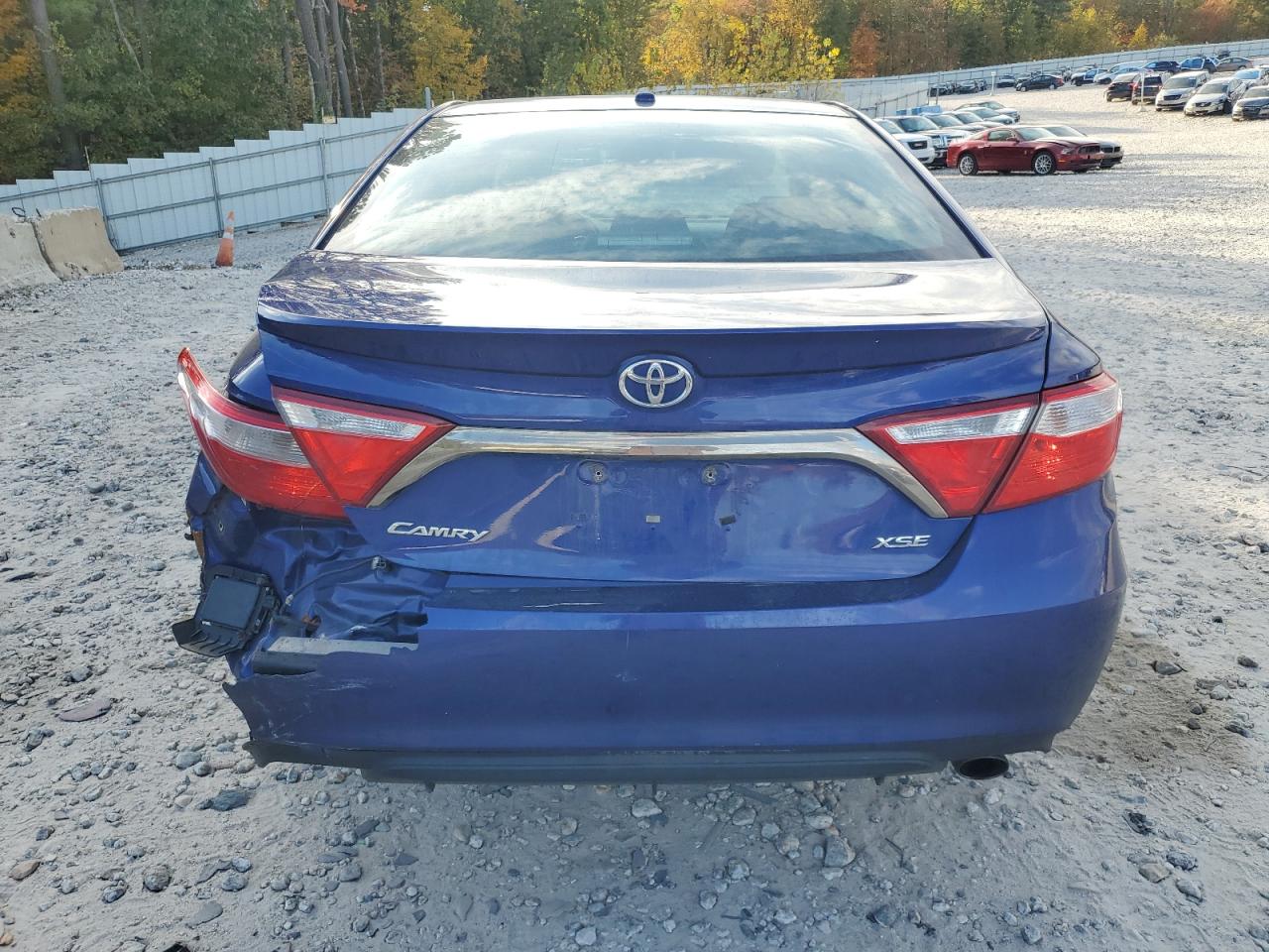 2016 Toyota Camry Le VIN: 4T1BF1FK7GU567052 Lot: 84863865