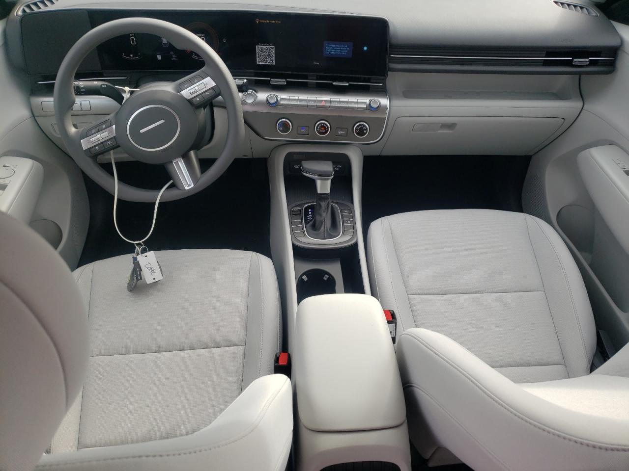 2026 Hyundai Kona Se VIN: KM8HA3AB7TU352597 Lot: 81976825