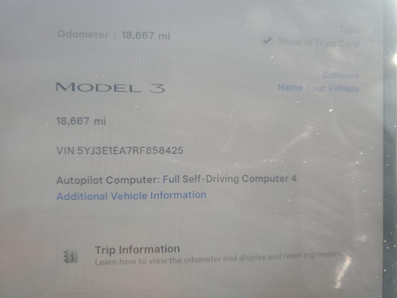 2024 Tesla Model 3 VIN: 5YJ3E1EA7RF858425 Lot: 89840835